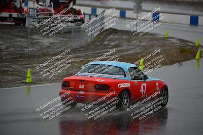 media/Nov-15-2025-CalClub SCCA (Sat) [[7bfa5a7151]]/Qualifying/Group 5/